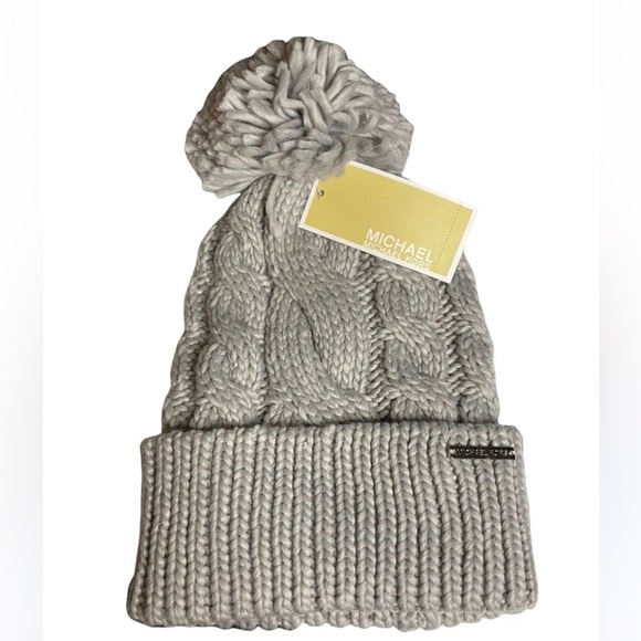 Michael Kors cable knit PomPom beanie in Gray *NWT - Picture 3 of 3